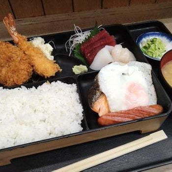 神奈川・綱島駅前の｢乃んき食堂｣で充実ランチ