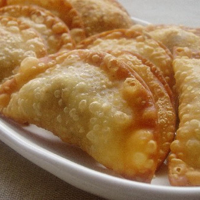 市販のタルタルソースで簡単揚げ餃子♪