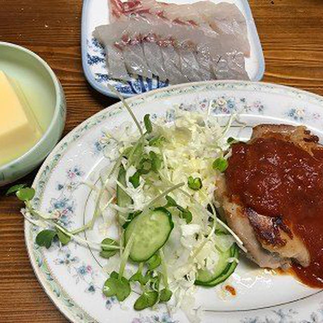 チキンステーキトマトソース。夏野菜の植え付け