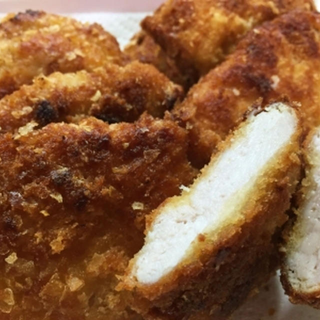 マッシュポテト衣で揚げ焼きの豚カツ＆ホットサンド＆満開の庭のパンジー♪