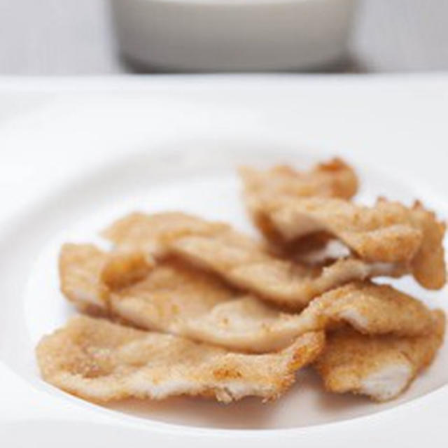 鶏肉のカツレツ　マスタード風味のデミソース
