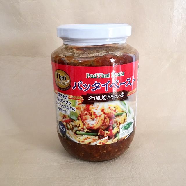 業務スーパーの「パッタイペースト（タイ風焼きそばの素）」