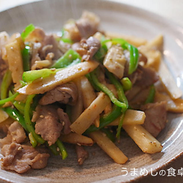豚肉のチンジャオロース風