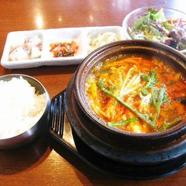 再び韓国料理。