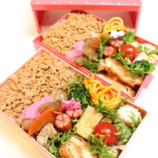 鶏そぼろ弁当　
