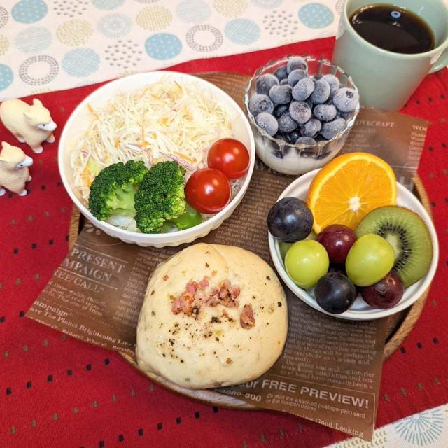 2023/9/27*ピスタチオベーコンチーズベーグルモーニング*