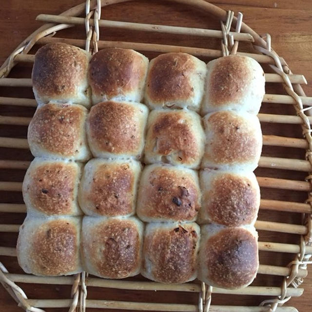 ハムチーズ玉ねぎのちぎりパン
