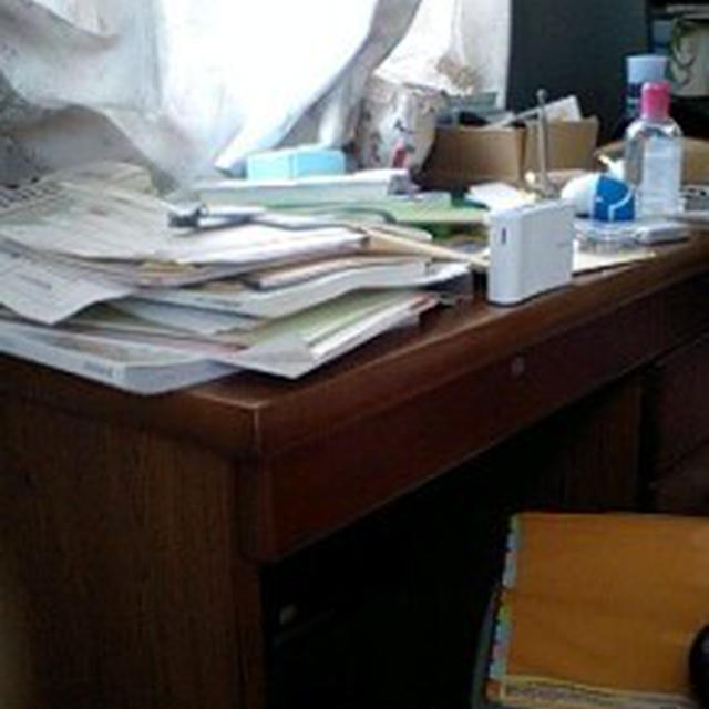 散らかしたのは