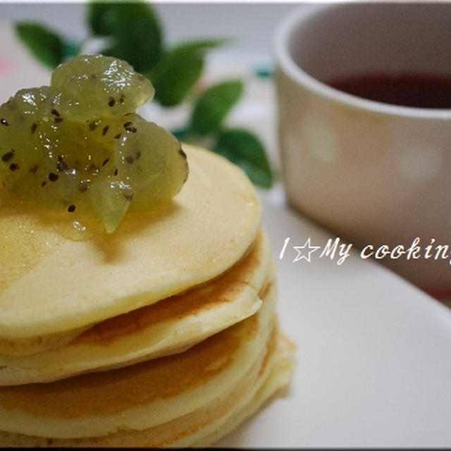 パンケーキとブルーベリー紅茶