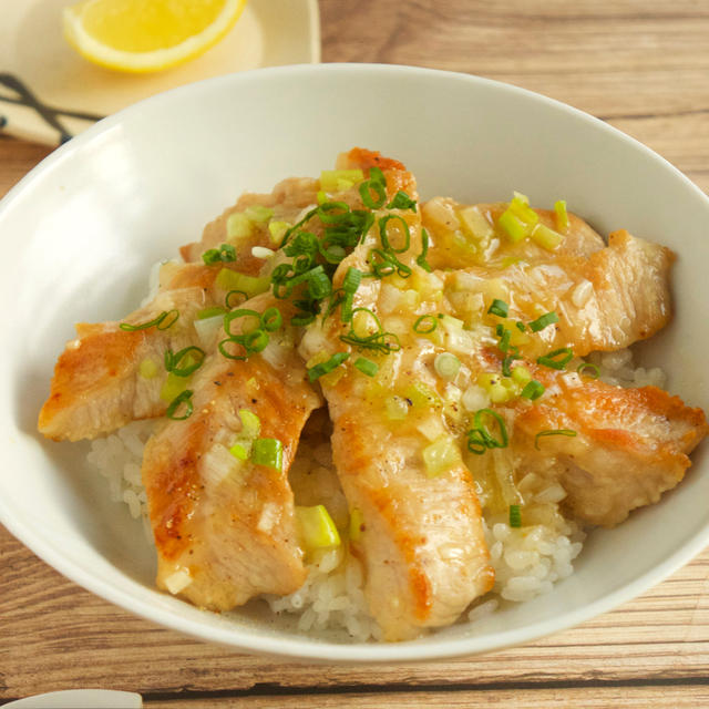 ネギ塩豚トロ丼＊ママのお家一人ランチにも