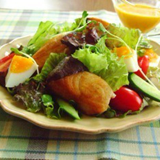 ブリソテーたっぷり野菜のボリュームサラダ～うちのごはん.jp