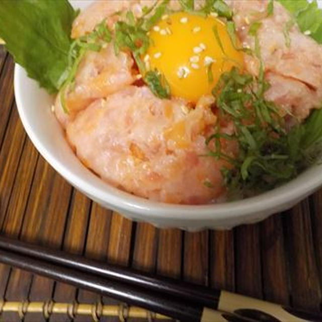 １５分で出来る簡単スピードメニュー　マグロサーモン丼