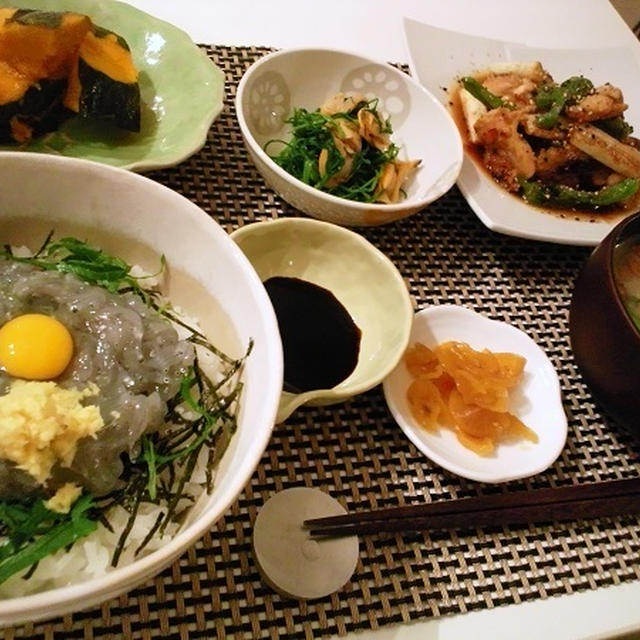 生しらす丼とか