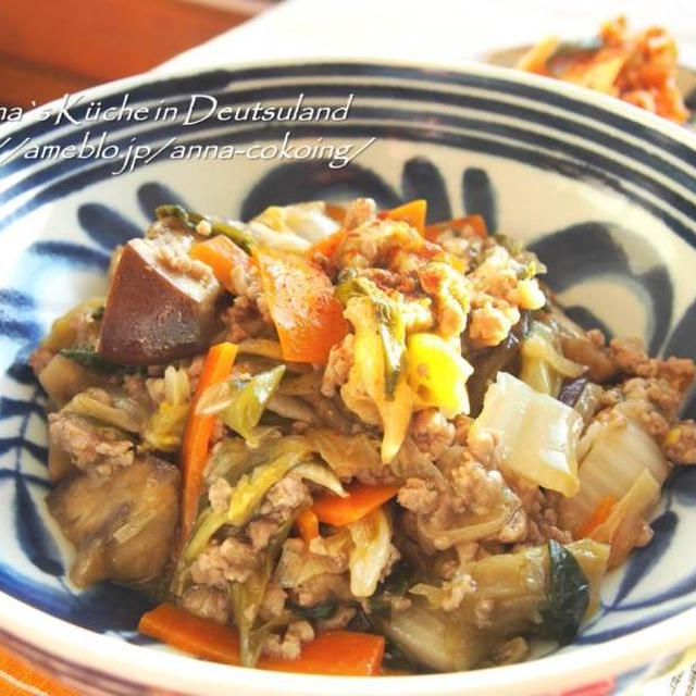 【副菜】冷蔵庫の余り野菜で絶品おかず♡中華丼風白菜と鶏そぼろの炒めもの