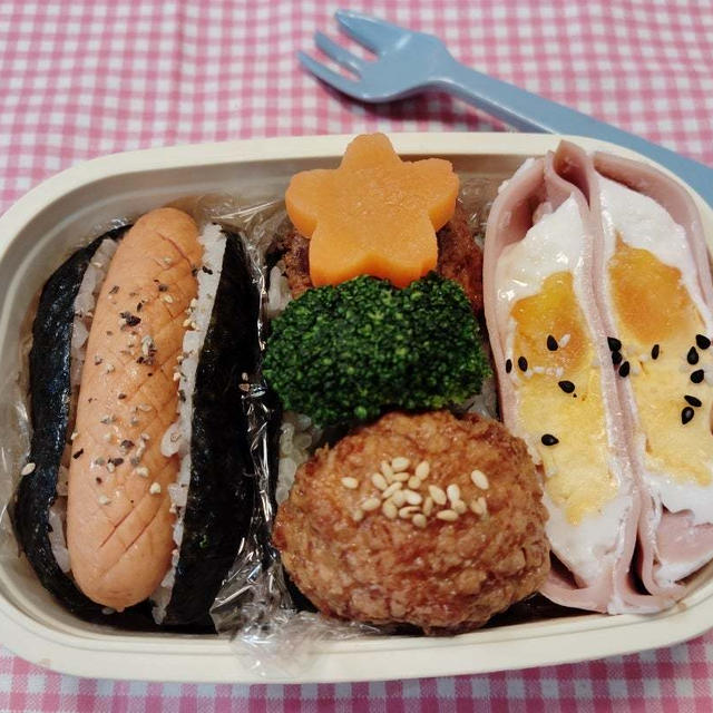 ミニおにぎりドッグ弁当【おにぎり弁当】