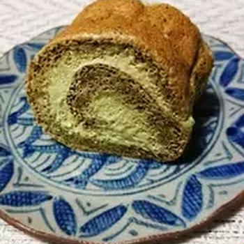 米粉と抹茶パウダーのロールケーキ