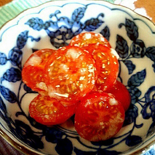 トマト塩麹和え