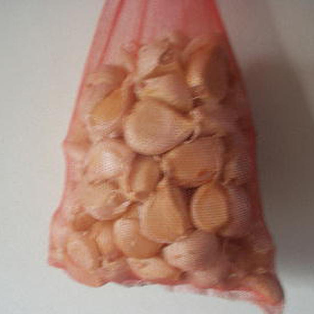 にんにくの仕分け作業