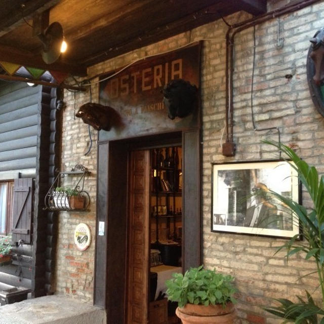 エンツォ フェラーリさんが30年通ったトラットリア　"Osteria La Piola"