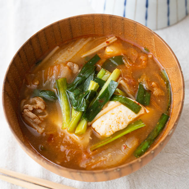 【レシピ】豚キムチで、ピリ辛スープ。