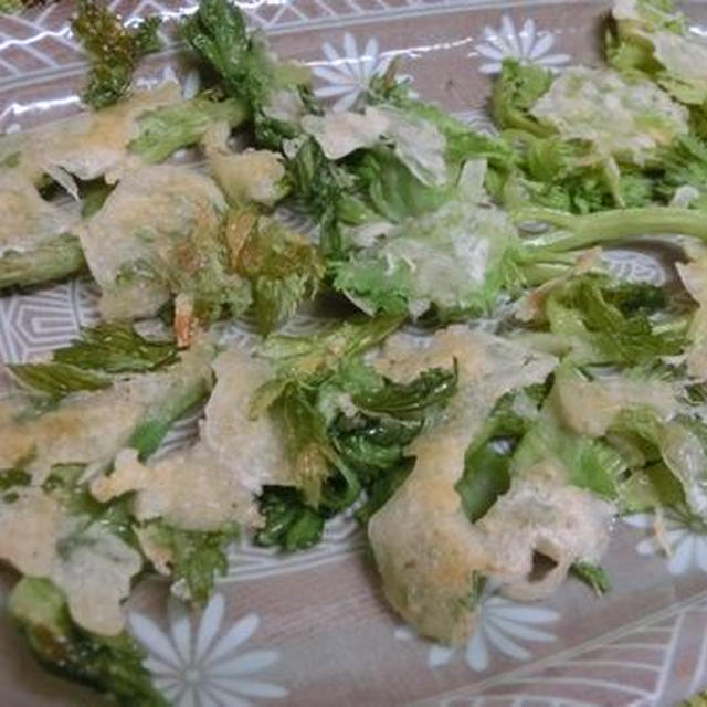 すりごま入りの衣で焼く セロリの葉の天ぷら風 By 花ぴーさん レシピブログ 料理ブログのレシピ満載