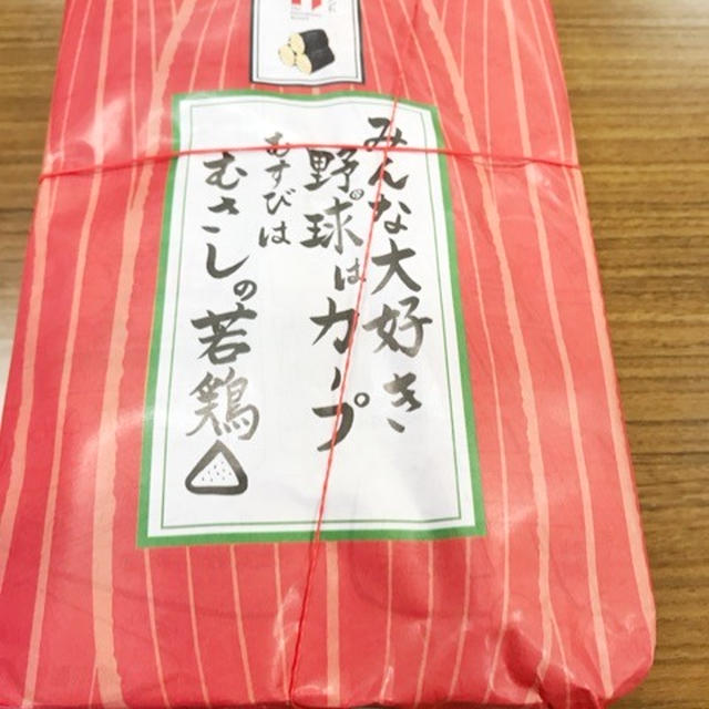 むさし♪若鶏むすびのお弁当