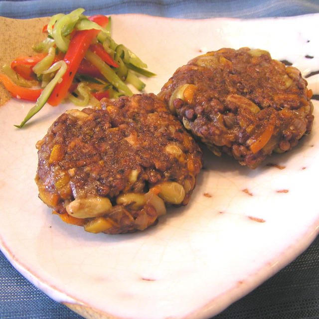 高キビと青大豆のもっちり味噌バーグ