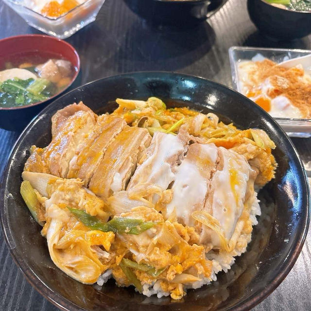 胃もたれのため、厚揚げカツ丼です！！