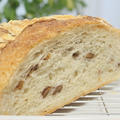 クルミのライ麦カンパ-ニュ　Pain de campagne with a walnut