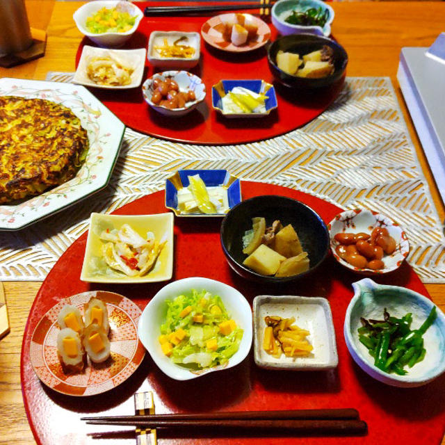 トムヤムおでんときゃべたまと小鉢８品で晩酌