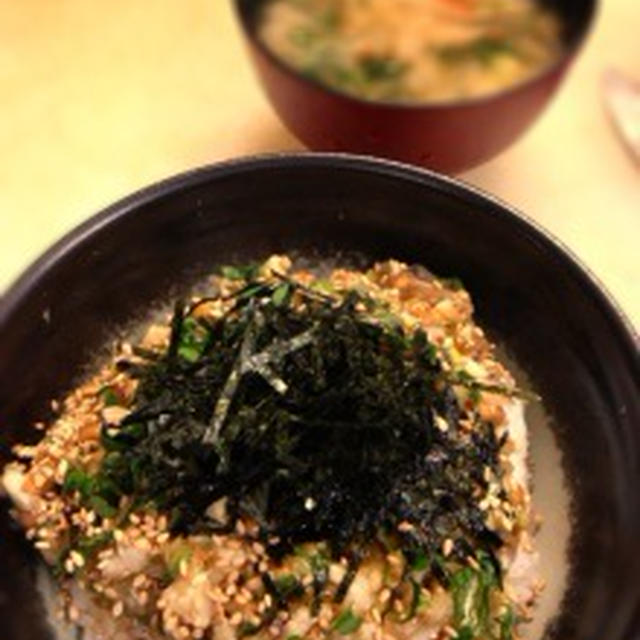 スタミナ満点！ごちゃネバ丼♪