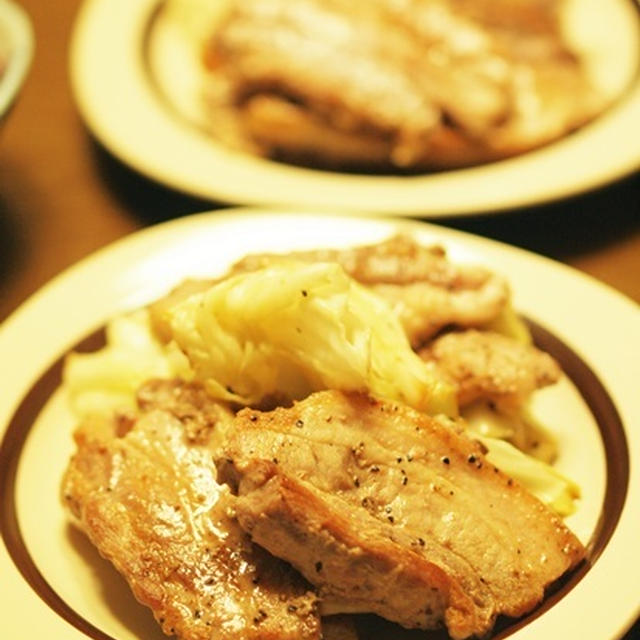 オカンの料理☆豚バラ炒めとホタルイカの煮物