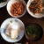 1月3日の朝ごはん。餅、青菜を足したお煮しめ、そぼろ納豆