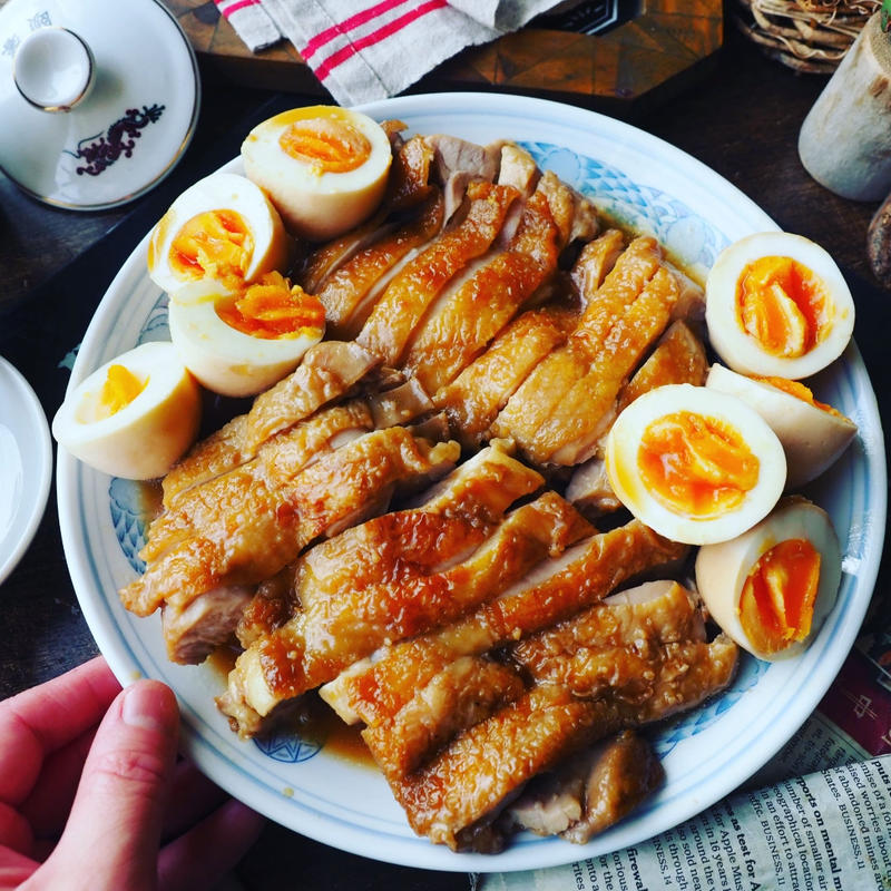 しばらく大変(汗)と、これおすすめです❤️おかわりがとまらない♪鶏もも肉のガリポン煮込み❤️