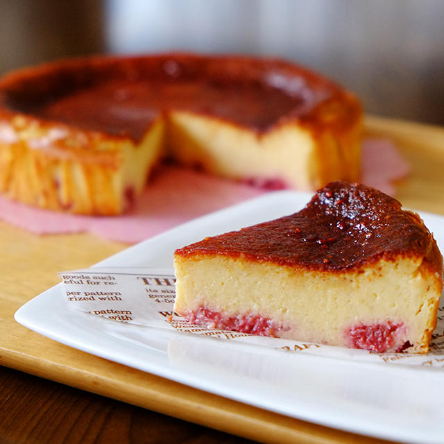 ラズベリーのベークドチーズケーキ・タルトなし