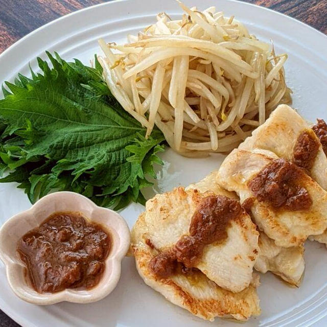 【レシピ】鶏むね肉ともやしのカレー梅だれ