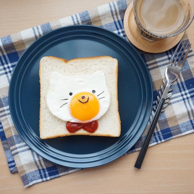 セリアのグッズで作る♡目玉焼きねこ食パン-簡単✻節約