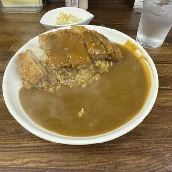 カレーのピレーネ 