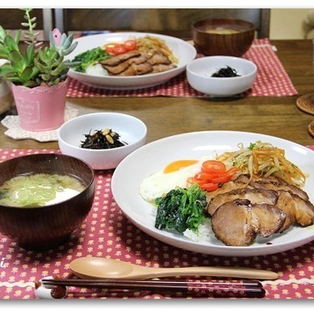 ビビンバ風焼豚丼＊美味の炭火焼豚