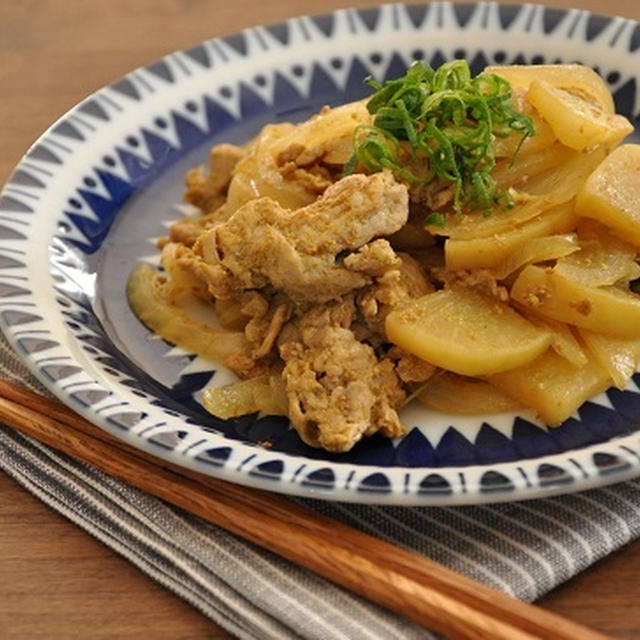 1人分64円のストックおかず♡豚こまと野菜のカレー炒め