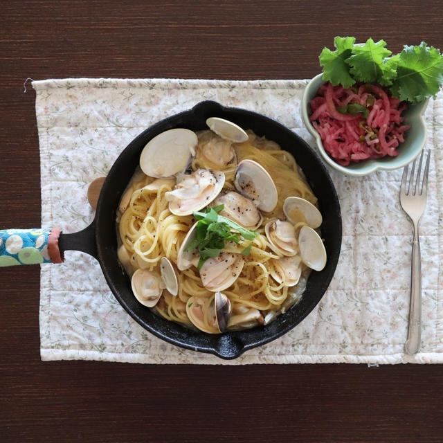 千葉県産：はまぐりと新玉ねぎの パスタ