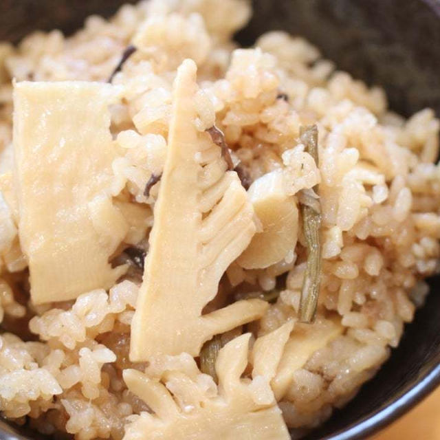 【簡単！レシピ】水煮たけのこと山菜ミックスで簡単♪春の炊き込みご飯