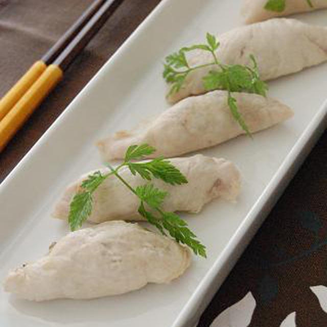 キノコ詰め鶏胸肉の酒蒸し　餃子仕立て
