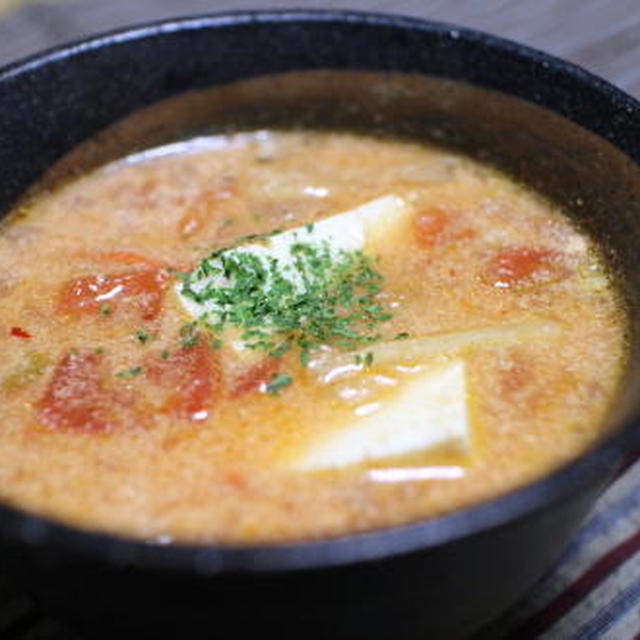 18/04/24　豆腐とキムチのトマトスープ
