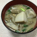 【ヤマキだし部】根菜たっぷり！里芋とごぼうの味噌汁