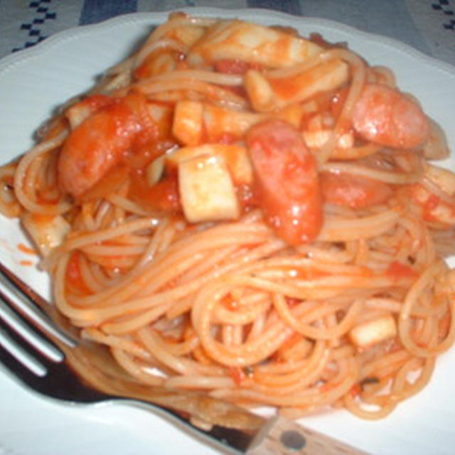 イカのトマトソーススパゲティ