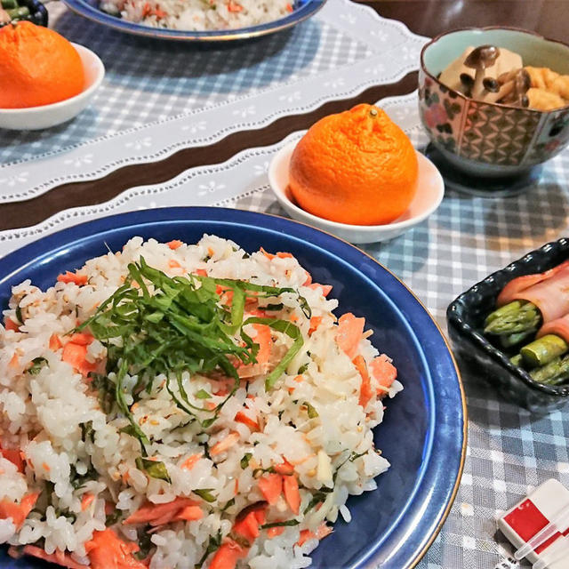 【骨折完治スピード飯】旬の食材も取り入れ、息子大好き散らし寿司de夕食　＆　まだあったか・・・。