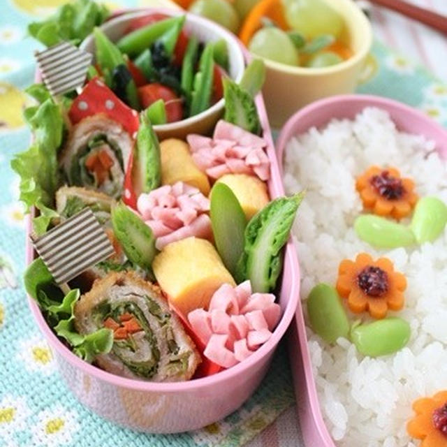 女子中学生弁当＊お花デコ春弁