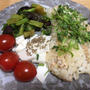 昆布だしで鶏胸肉塩麹漬けを使った炊き込みご飯と茄子とかぶの葉のコリアンダーパウダー炒め