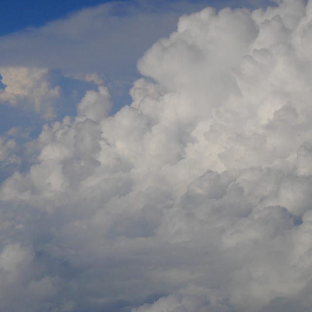 雲に突入